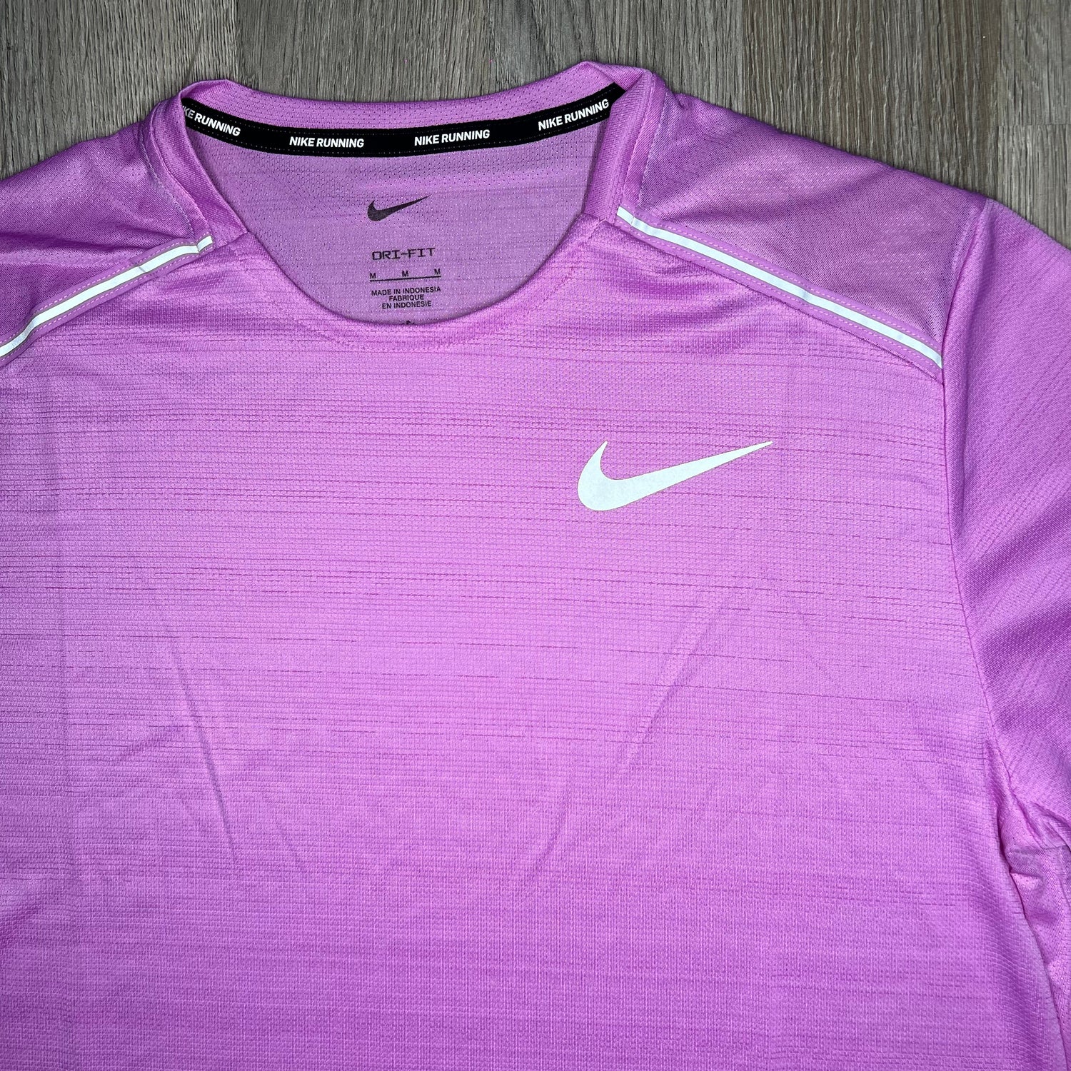 Nike Running Tee Rush Fuchsia