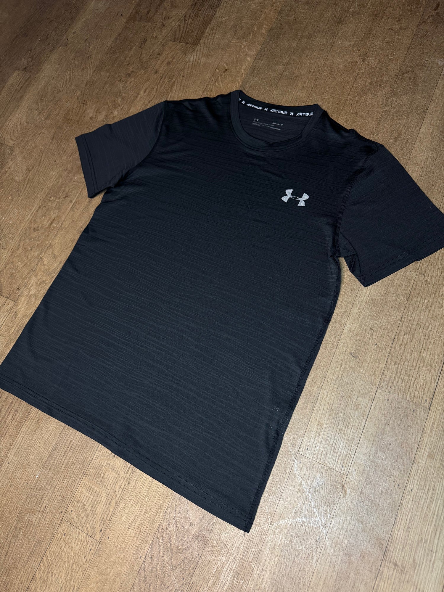 TECH T-SHIRT -  BLACK